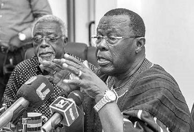 Rev. Dr Paul Kofi Fynn (right), Vice-Chancellor of the Wisconsin University, addressing the GJA executive